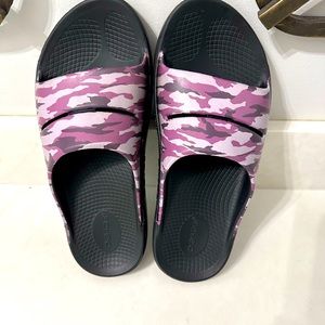 Purple Camo Oofos Slides